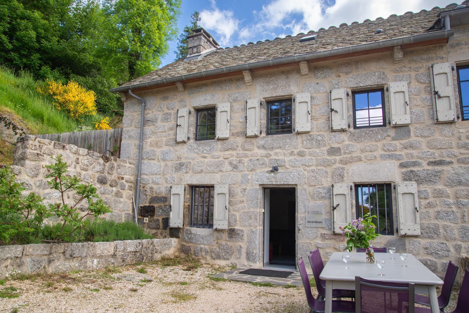 Gites De France 24 Personnes - Domaine De Coulagnettes Serverette Εξωτερικό φωτογραφία