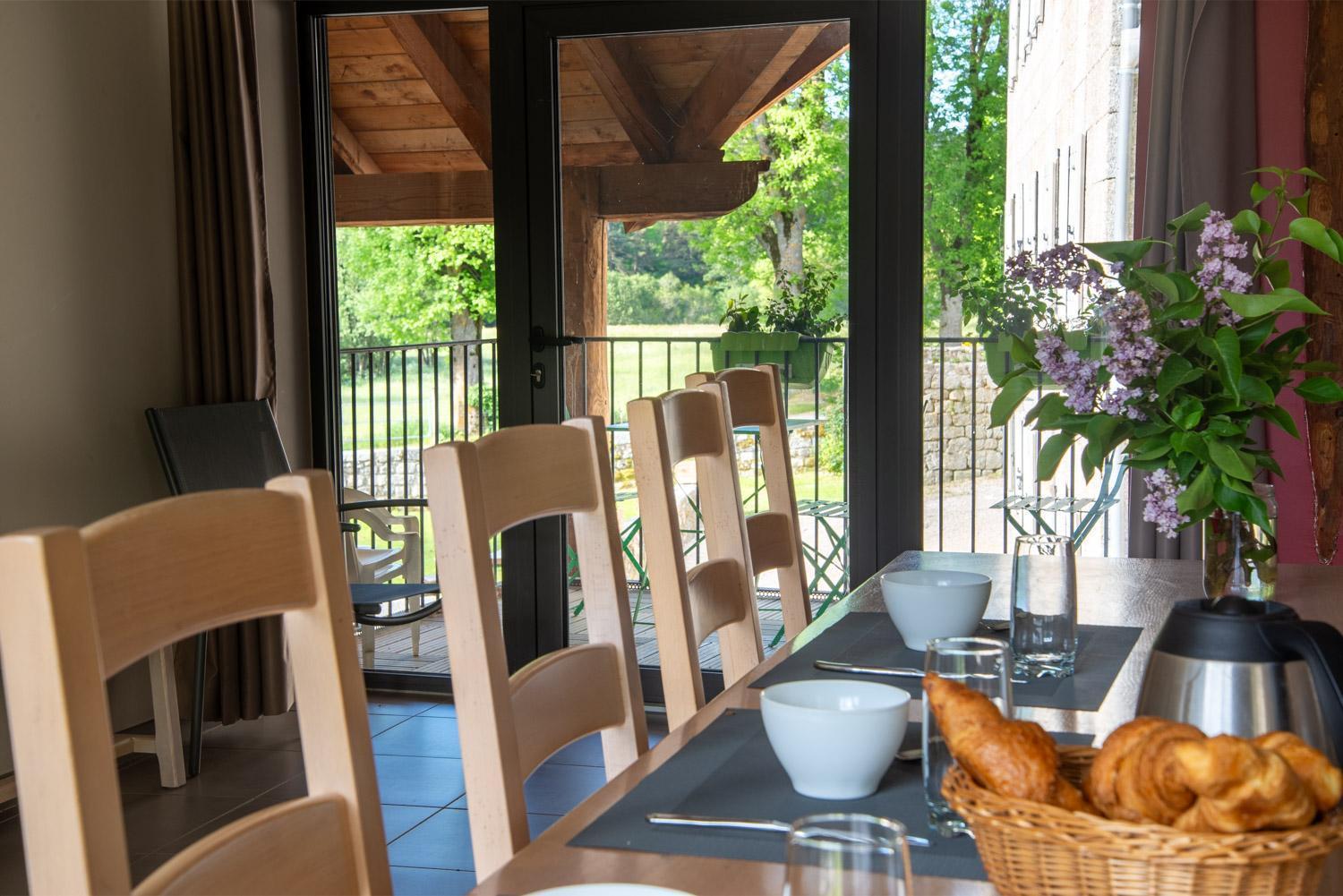 Gites De France 24 Personnes - Domaine De Coulagnettes Serverette Εξωτερικό φωτογραφία