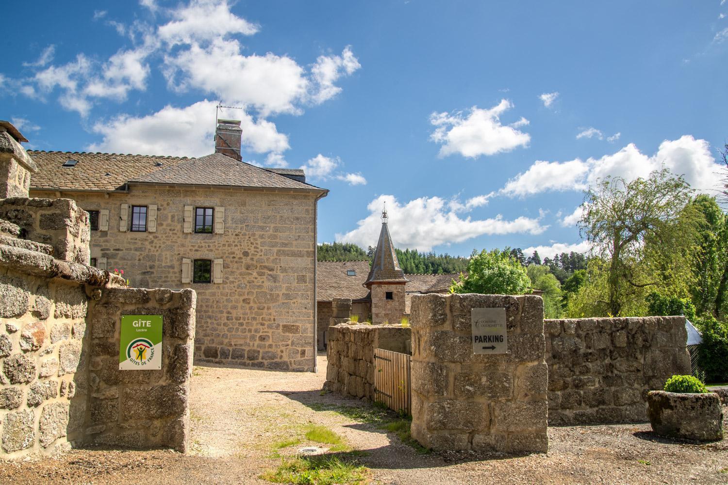 Gites De France 24 Personnes - Domaine De Coulagnettes Serverette Εξωτερικό φωτογραφία